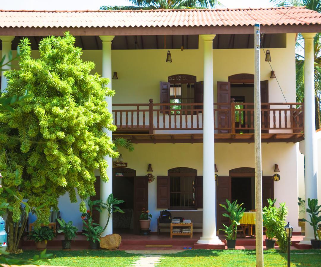 Hotel La Felicita Mirissa Exterior foto